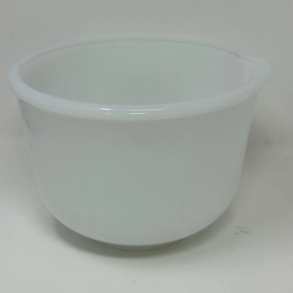 Vintage Sunbeam GlassBake White Milk Glass Mixing Bowl 6.5